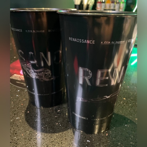 Holiday SALE 🎁 24HR DROP ⬇️ Beyoncé Renaissance Theater Cup Set - Picture 2 of 2